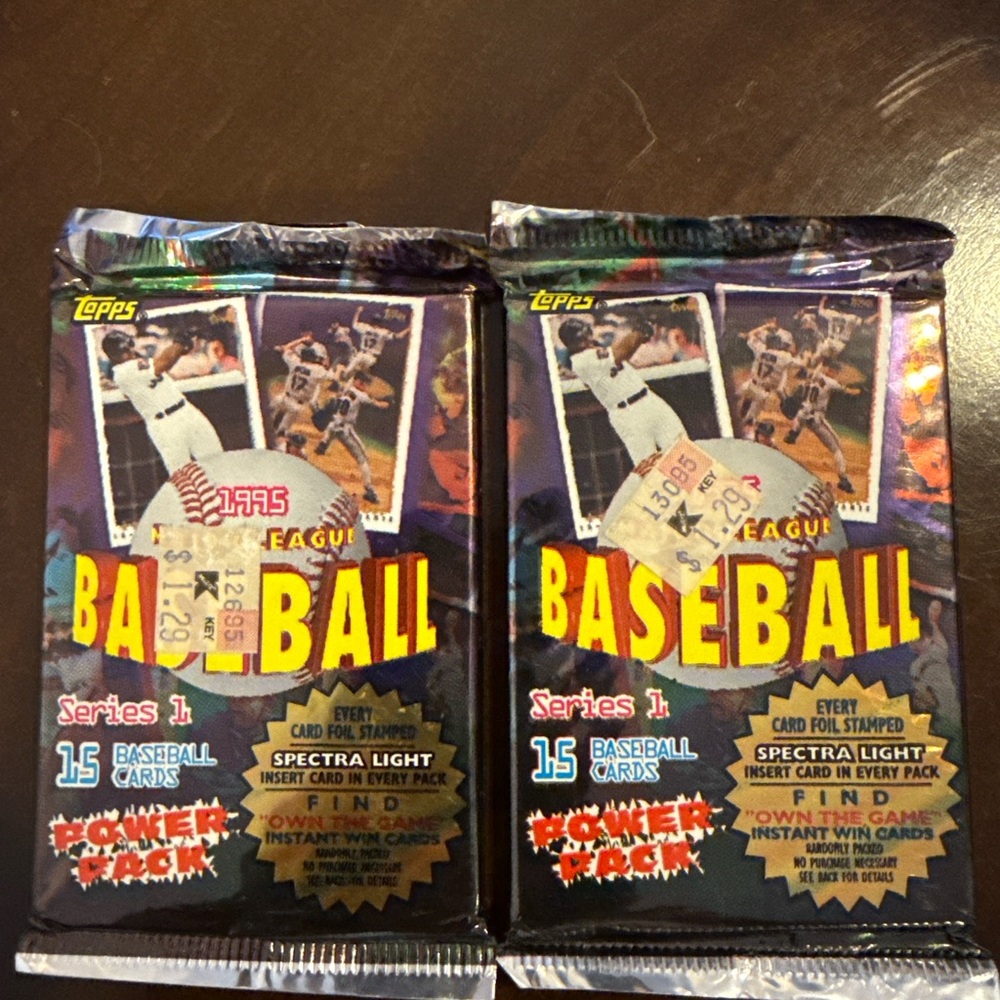 1995 Topps Series 1 Baseball Power Packs (2) - 15 Cards Each
